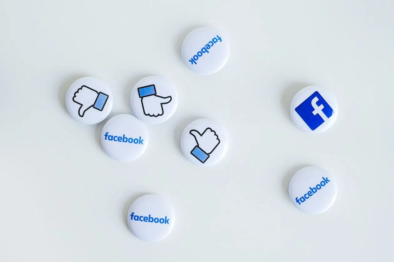 Facebook buttons